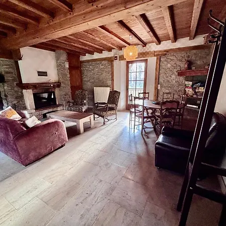 Сasa de vacaciones Maison Au Coeur De La Foret Dans Le Sidobre - Gr36